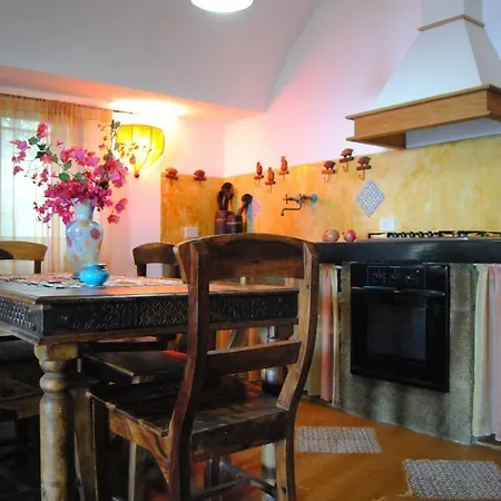 Alloggio per agriturismo La Casa Dei Fiori *